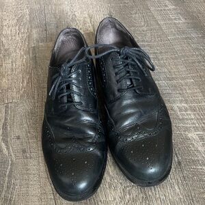 Cole Haan Men’s 9.5 Black Leather Wingtip Derbies
